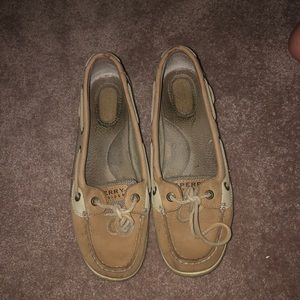 Khaki beige sperry slides